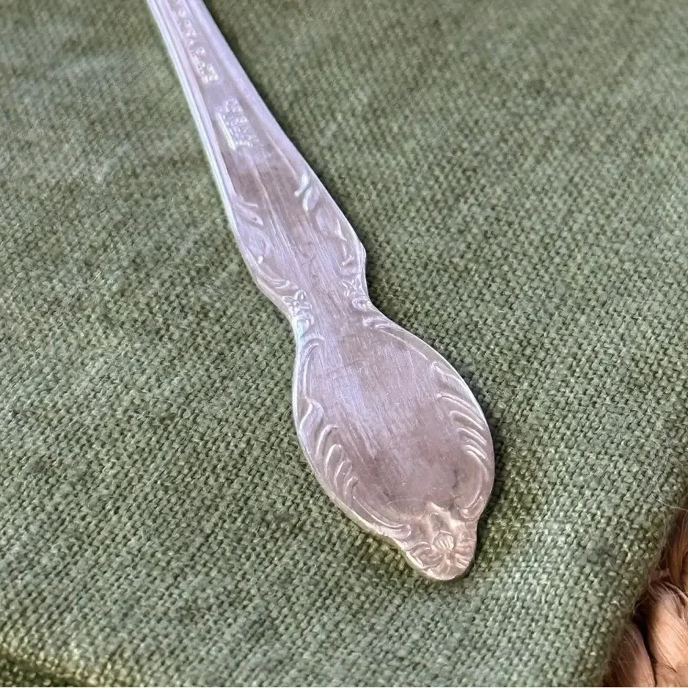 Vintage Rogers & Bro. Original Rogers Extra Plate Royal Manor Slotted Spoon